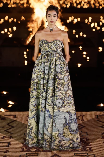 Look 103